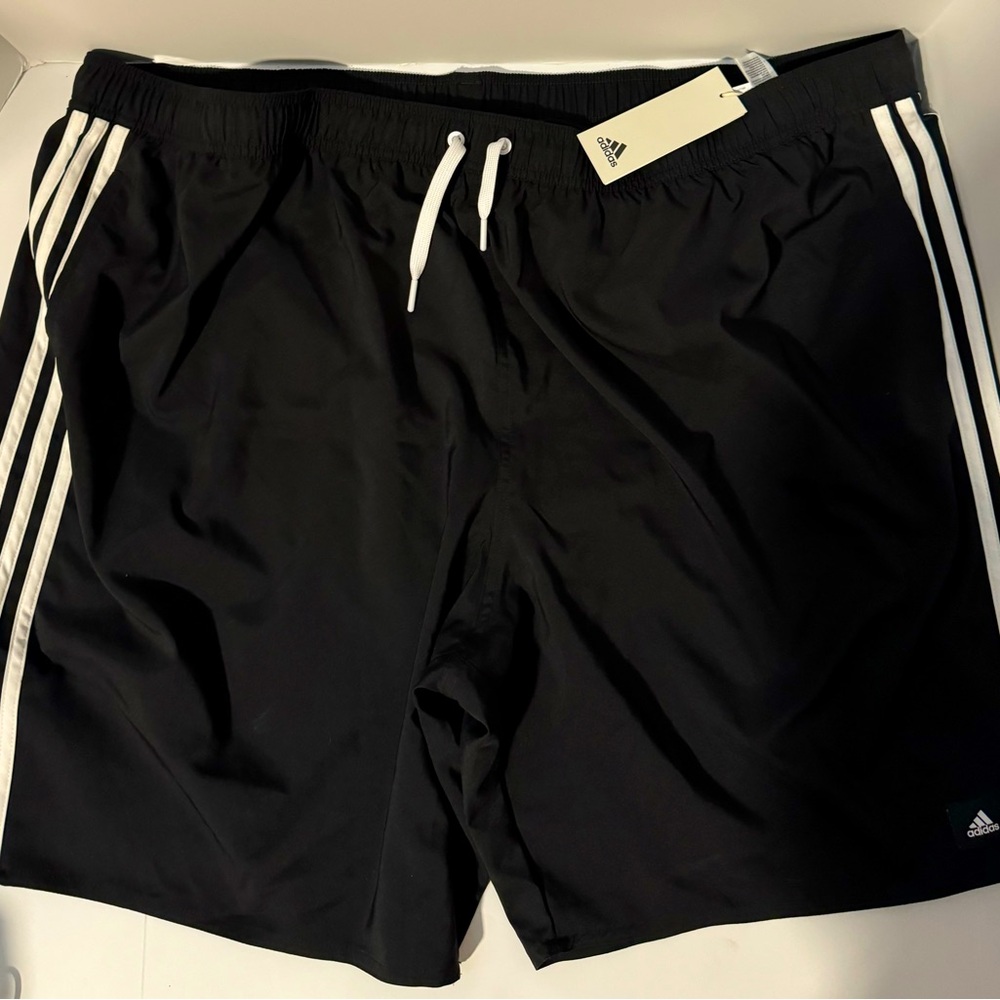Men’s Adidas shorts 4XL New